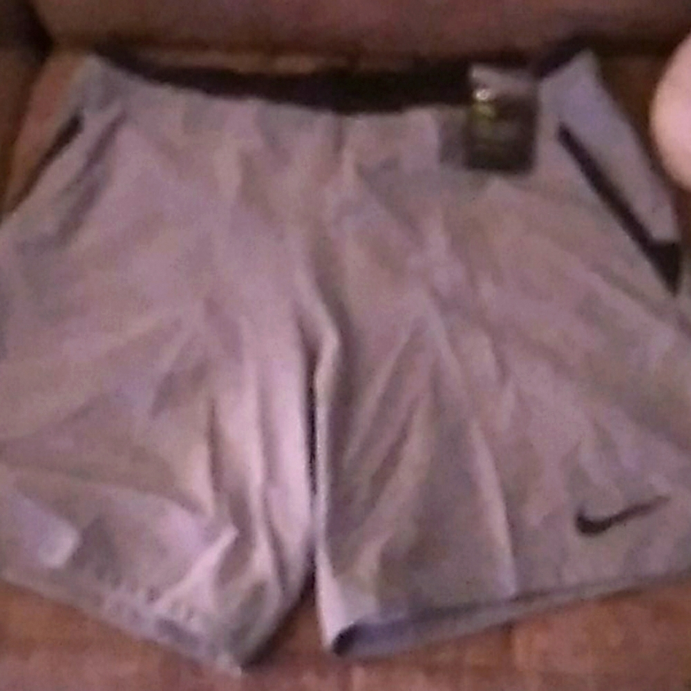 Nike pro stretch fit athletic shorts